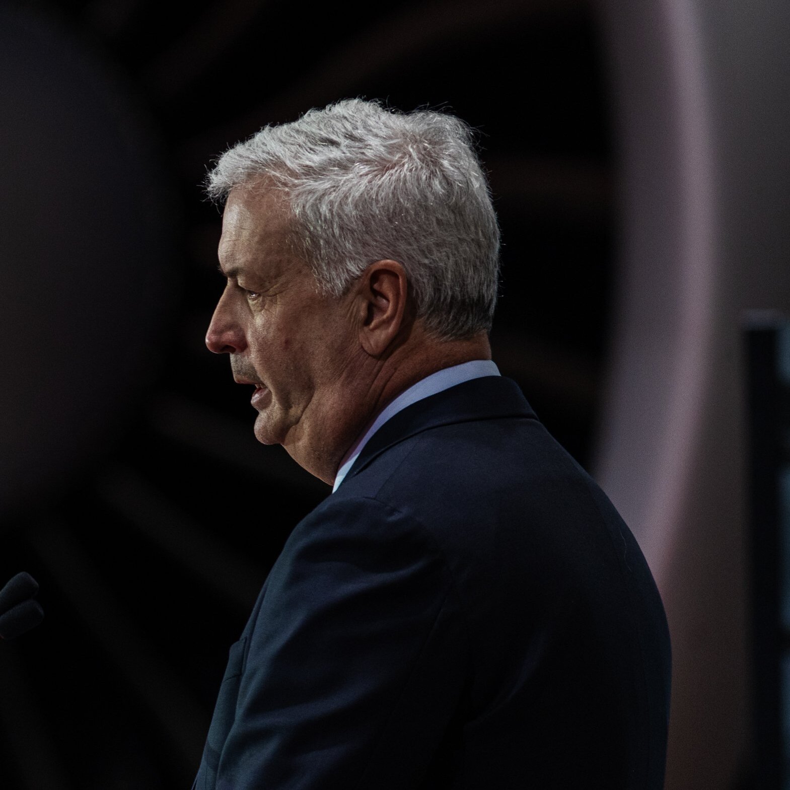 🇨🇦カナダ 【社会・人権】エア・カナダCEO、墜落事故の哀悼を英語のみで表明し辞任要求も