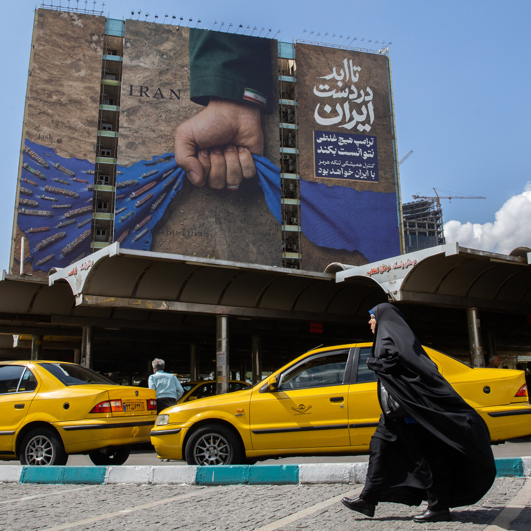 🇺🇸米国 🇮🇷イラン 【中東戦争】イラン、ホルムズ海峡で2隻拿捕―トランプ停戦延長の直後に強硬行動