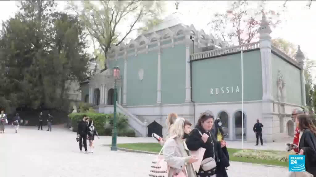 🇮🇱イスラエル 🇷🇺ロシア 【文化・政治】ベネチア・ビエンナーレ審査員が集団辞任、ロシアとイスラエルの参加に抗議